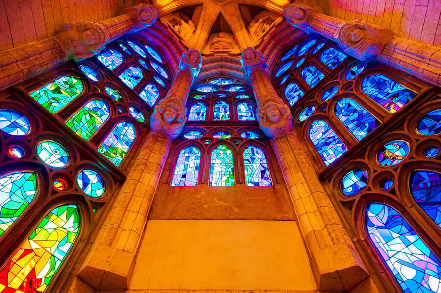 Barcelona: Sagrada Familia Priority Access Guided Tour - Why Sagrada Família clicks best with a guide