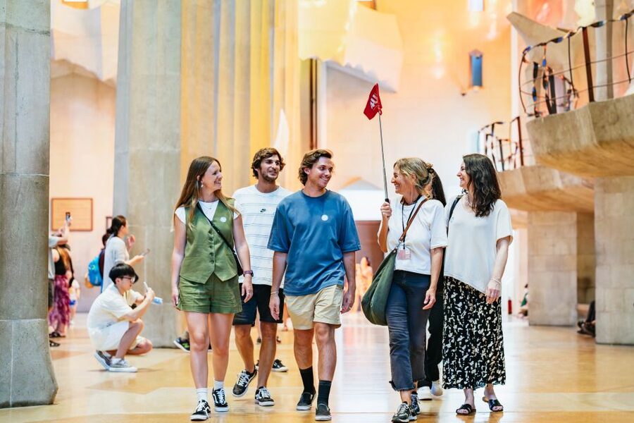 Barcelona: Sagrada Familia Skip-the-Line Entry Ticket & Tour - What You Should Bring, Wear, and Avoid