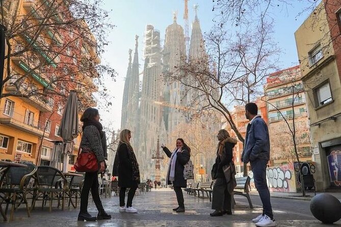Barcelona: Sagrada Familia Skip The Line Insider Guided Tour - Why Sagrada Familia Needs Skip-the-Line Help
