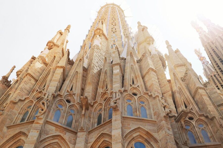 Barcelona: Sagrada Familia Small Group Guided Tour - Sagrada Familia, Unfinished and Still Worth Every Minute
