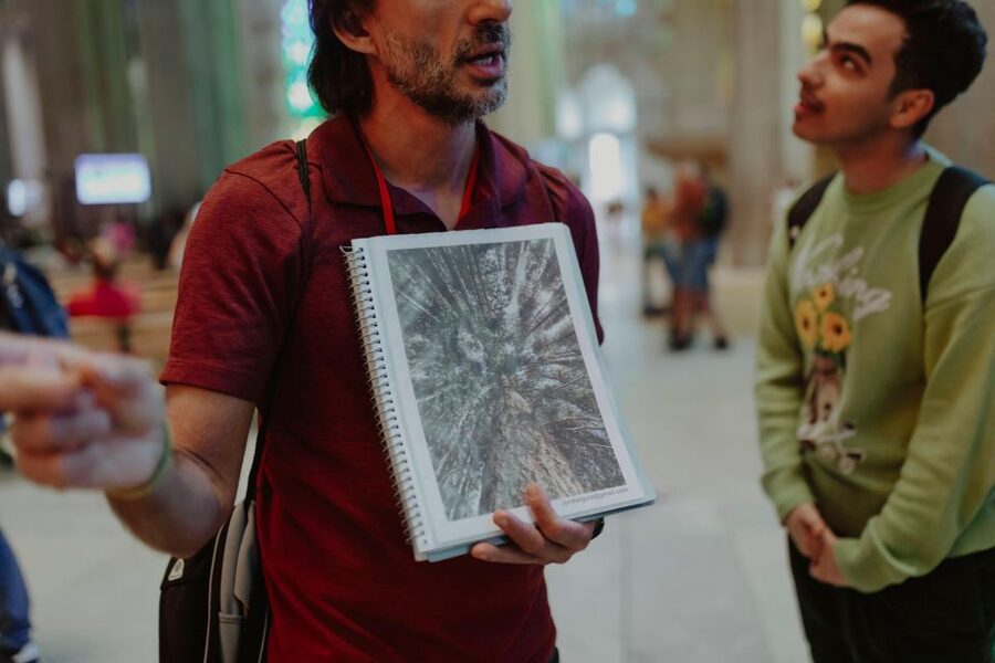 Barcelona: Sagrada Familia Small Group Guided Tour - Should You Book This Sagrada Familia Small-Group Tour?