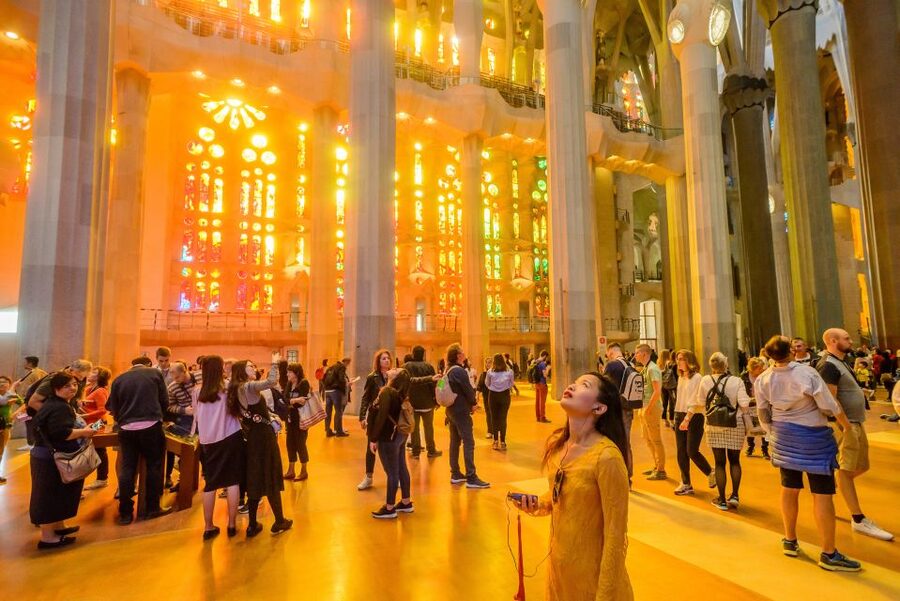 Barcelona: Sagrada Familia Tour & Optional Tower Visit - Tower visit: how the views work and what to expect