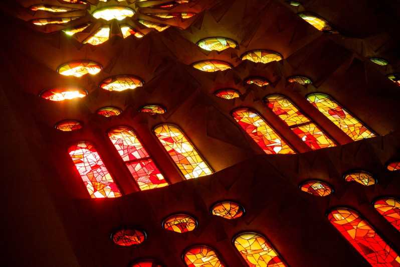 Barcelona: Sagrada Familia Tour with Optional Extras - Key highlights you will feel immediately