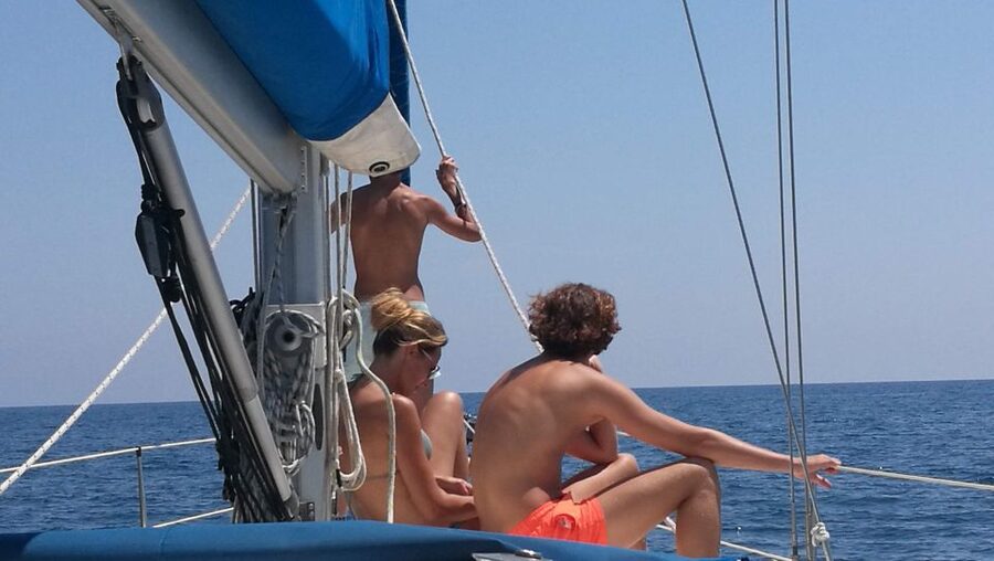 Barcelona: Sailing Trip with Drinks and Snacks - Key points to know before you go