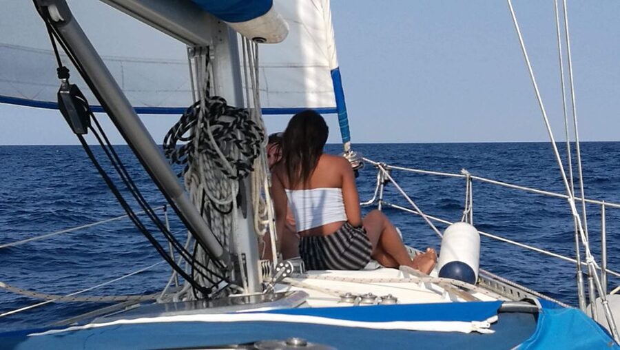 Barcelona: Sailing Trip with Drinks and Snacks - The onboard setup: what you actually get during the 20-minute sailing
