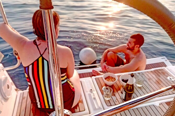 Barcelona Sensational Sunset Tour with Open Bar and Snacks - Getting to Moll de la Marina in Port Olimpico without stress