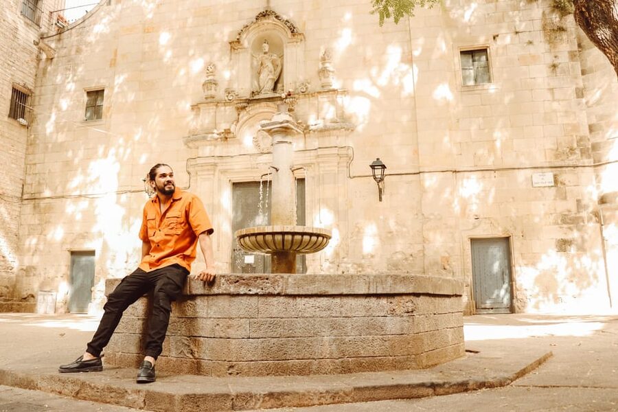 ✅ Barcelona: Sightseeing Professional Photoshoot Session - Should you book this Barcelona pro photoshoot?