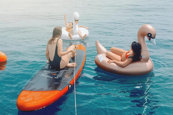 Barcelona Small Group Sailing with Snacks and Cava - Key things to know before you go