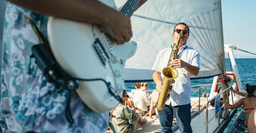 Barcelona: Sunset Catamaran Cruise with Live Music - Why a Barcelona Sunset on a 78-Foot Catamaran Feels Different