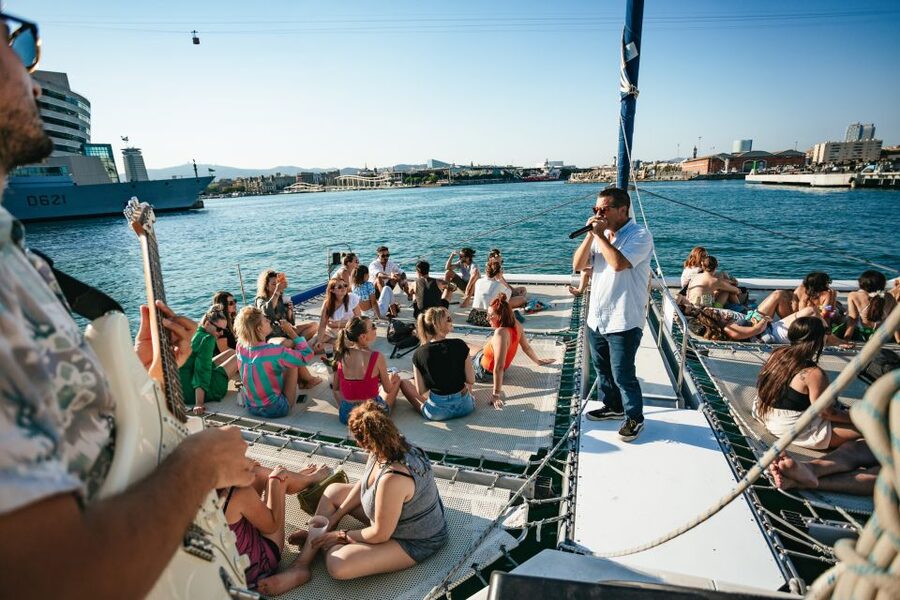 Barcelona: Sunset Catamaran Cruise with Live Music - Checking In and Getting Your Best Spot on the Nets