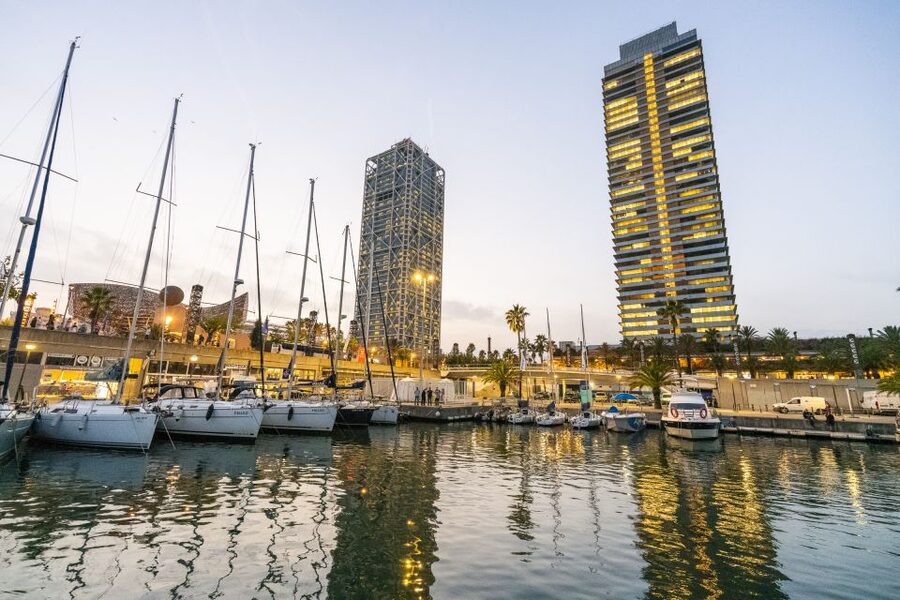 Barcelona Sunset Sailing with Gin Tonic Workshop Option - Timing, weather, and the one thing to plan for