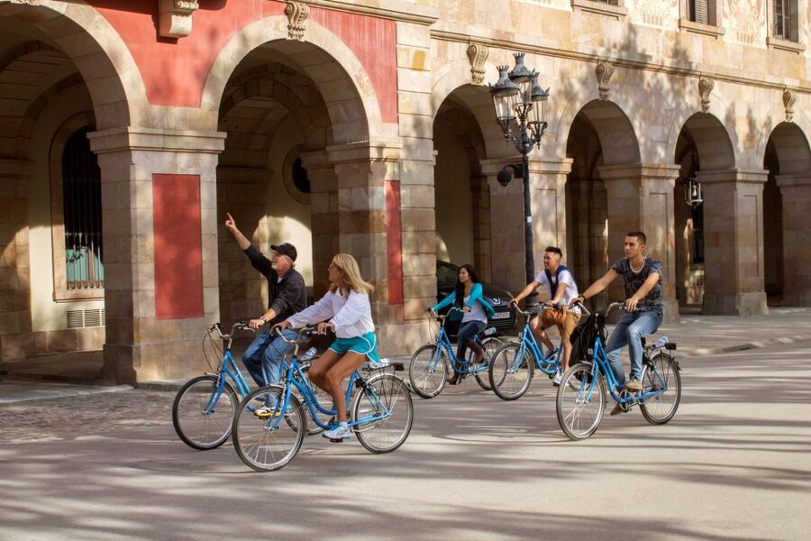 Barcelona Tapas 3-Hour Bike Tour - Safety, Helmets, and Why the 240 Kilometers of Bike Lanes Matter