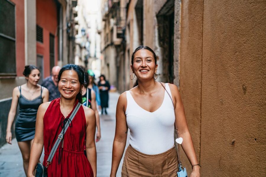 Barcelona: Tapas and Flamenco Experience - Dinner in the Gothic Quarter: at least 9 tapas plus sangria all meal