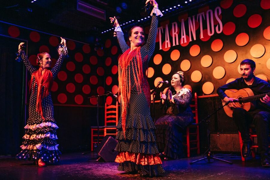 Barcelona: Tapas and Flamenco Experience - How “guided walking” really feels in practice