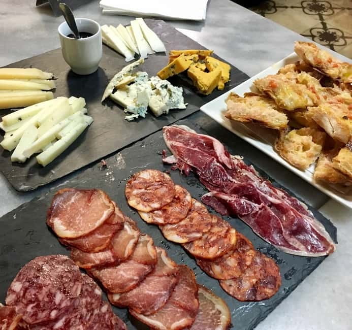 Barcelona: Tapas Crawl full meal & drinks all included - Quick hits you will feel in real time
