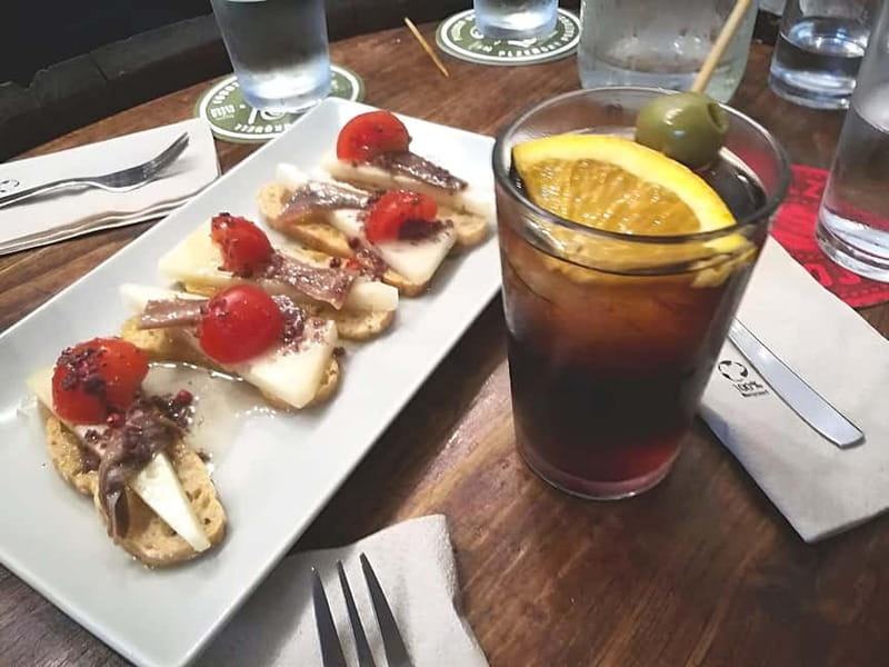 Barcelona: Tapas Crawl full meal & drinks all included - What you should expect to eat, and how much is actually enough
