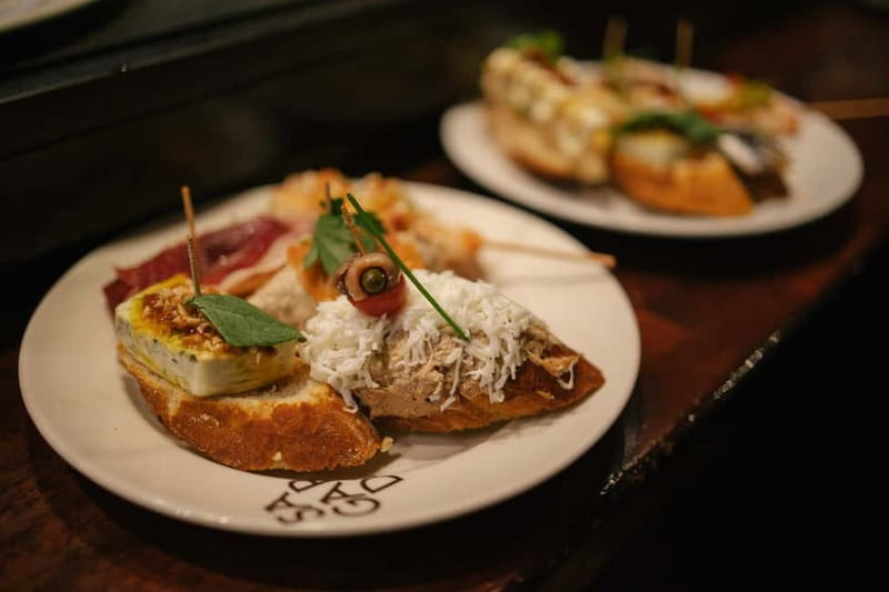 Barcelona: Tapas Food Crawl Walking Tour with Tastings - The included tapas menu, and why these five choices work