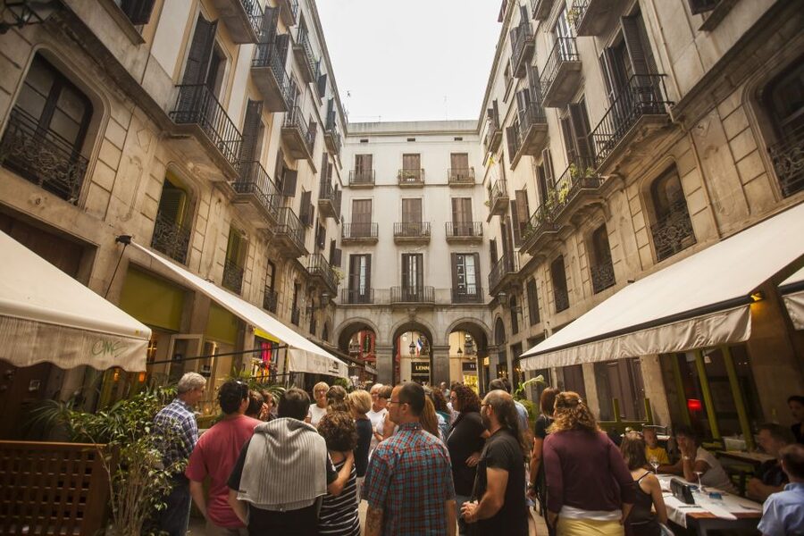 Barcelona: “The Shadow of the Wind” Literary Walking Tour - A Zafón Walk That Feels Like Reading With Your Feet