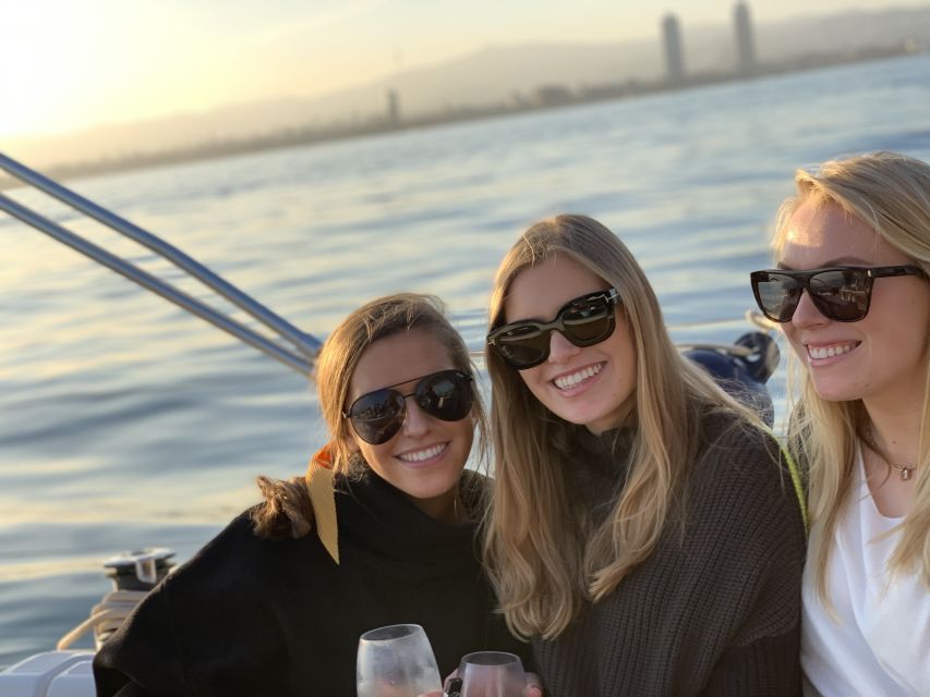 Barcelona: Two-Hour Midday or Sunset Sailing Cruise - What to bring and simple comfort tips that make a difference
