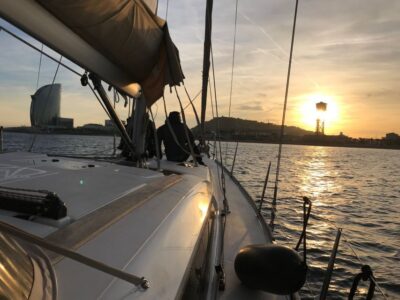 Two-Hour Midday or Sunset Sailing Cruise