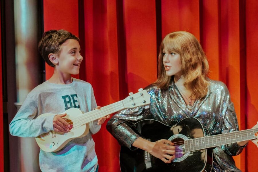 Barcelona: Wax Museum Entry Ticket - The entrance moment and El Bosc de les Fades: the finale you do not want to skip