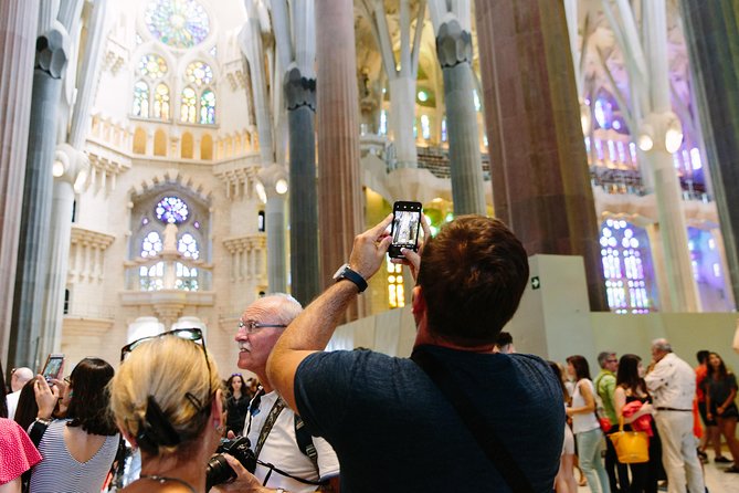 Barcelona: Wonders of Gaudi Bike Tour - Casa Terrades and the value of seeing the “in-between” buildings