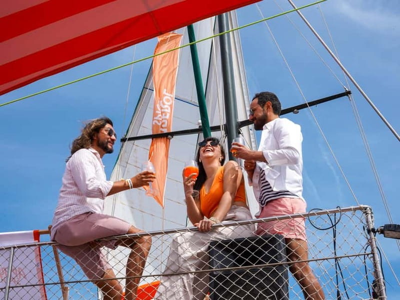 Barcelona: Wooden Boat Sailing with Tapa and Welcome Drink - The bar on board: what to budget and how to use it