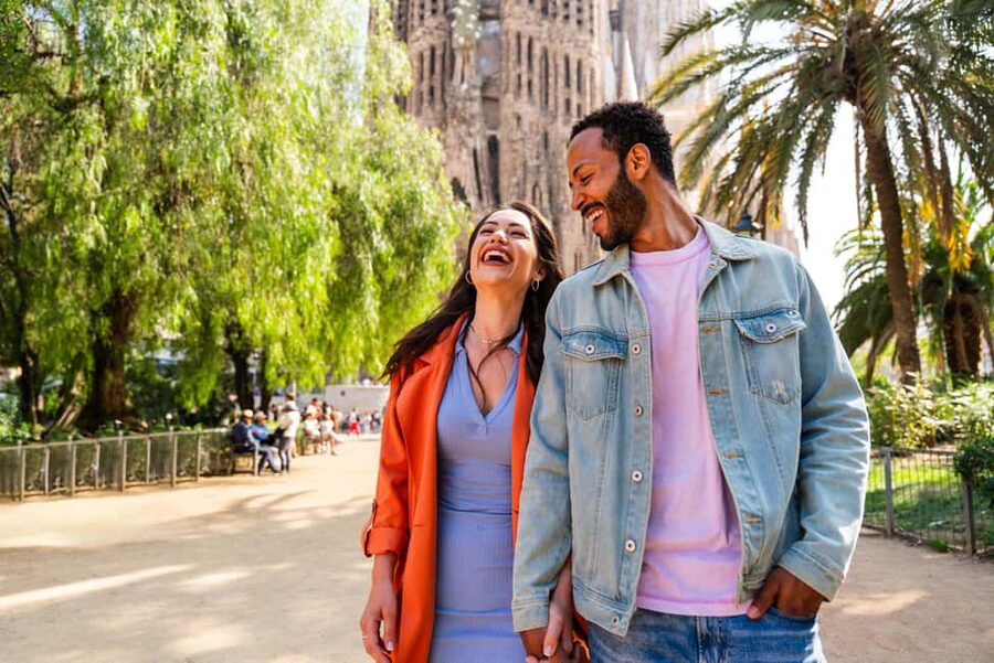 Casa Batlló First Access Insider Tour With Breakfast - How this tour fits different travelers