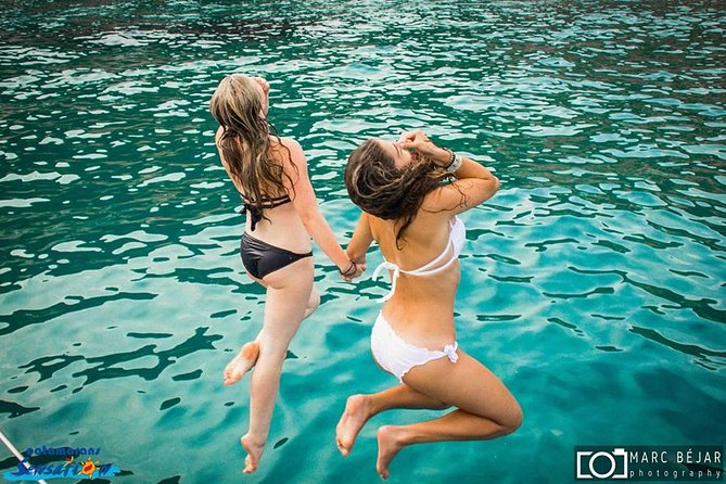 Catamaran ride -Costa Brava with barbecue and drinks. Familiar. - Stop 1: The Costa Brava Cove Swim With BBQ Nearby