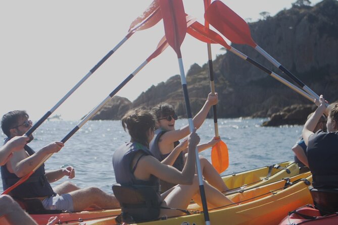 Costa Brava: Kayak, Snorkel, Photos, Lunch, Beach & Cliff Jump! - Getting into Costa Brava: the cove, the briefing, and the first strokes