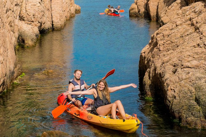 Costa Brava Kayak & Snorkel Tour + Picnic from Barcelona - Guides and group flow: why the experience feels organized