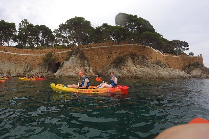 Costa Brava - Kayaking and Snorkeling "Sea Caves" Tour - Weather, Crowds, and the Day-Of Reality