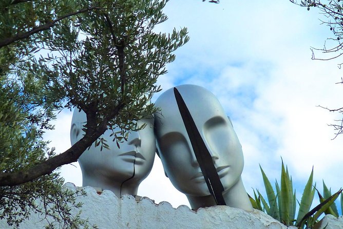 Dali Museum & Cadaques Small Group Tour with Hotel pick-up - Dali.Joyas: 30 minutes that changes how you read the art