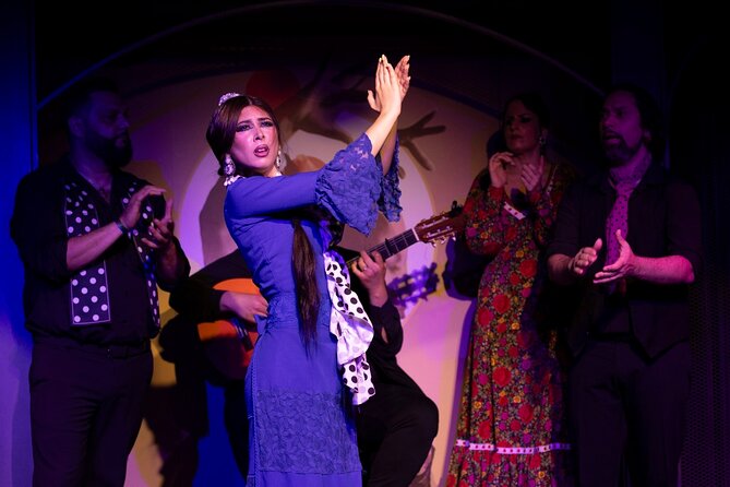 El Duende Flamenco Show with drink option at La Rambla Barcelona - Why El Duende Feels Different From the Usual Flamenco Pit Stops