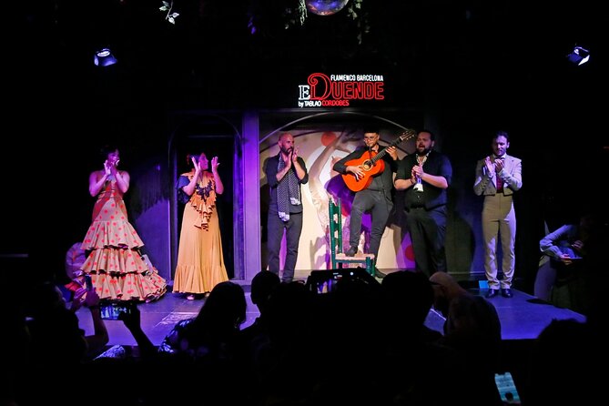 El Duende Flamenco Show with drink option at La Rambla Barcelona - Drinks at the Tablao: How the Included Beverage Actually Plays In