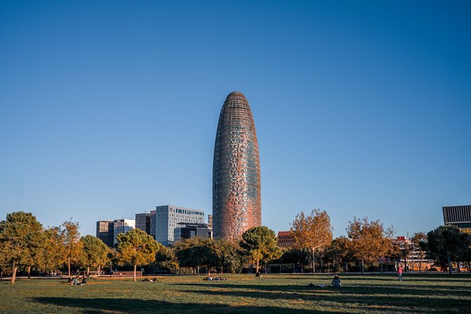 Entrance to the Mirador Torre Glories Barcelona - The 50-minute flow, starting with the urban ecosystems data display