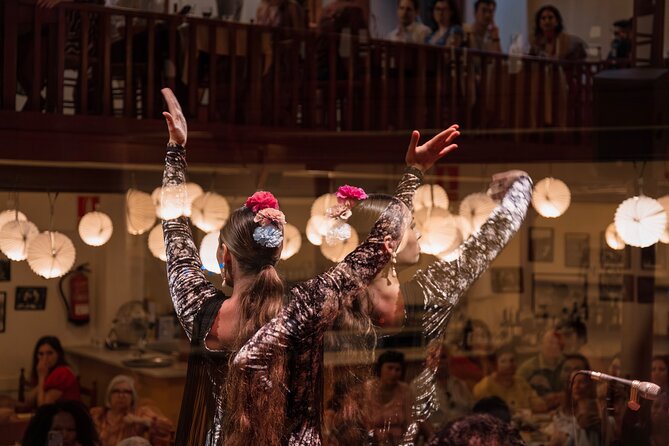 Flamenco Night at Tablao de Carmen with Tasting Menu or Dinner - Tablao de Carmen: Close-Up Flamenco With Guitar and Singing Driving the Rhythm