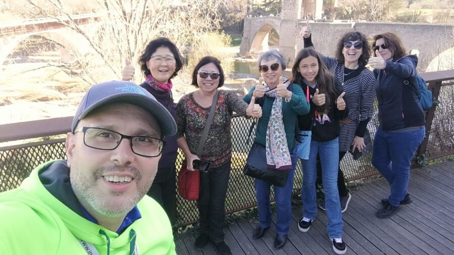 From Barcelona: Besalú & Medieval Towns Tour w/ Hotel Pickup - The guide and the small-group effect: why up to 8 changes everything