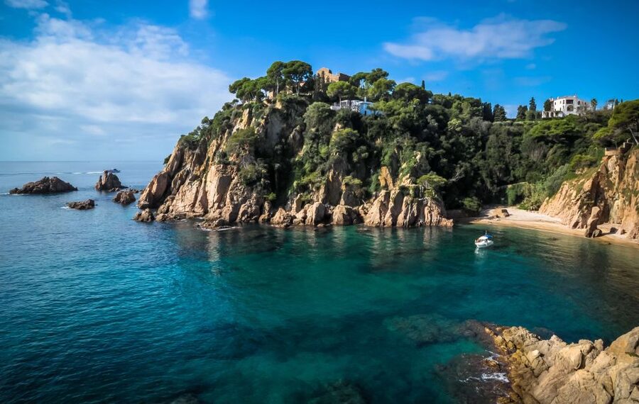 From Barcelona: Costa Brava Day Tour with Lunch - How the pacing works, and how to get the most out of 10 hours