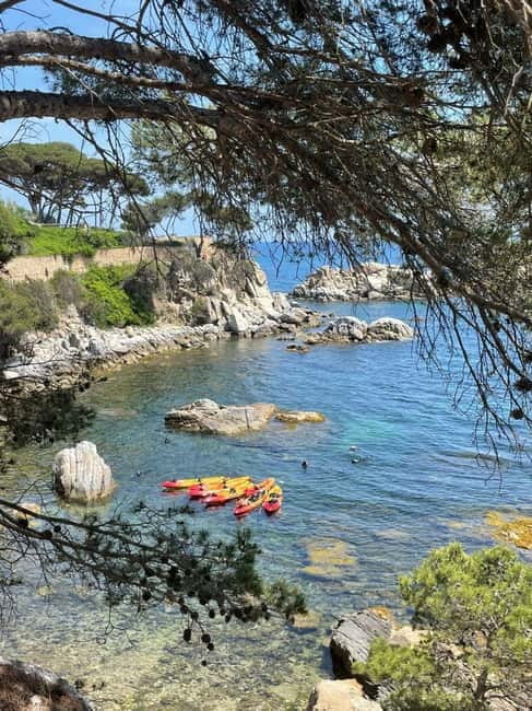 From Barcelona: Costa Brava Kayak & Snorkel Tour with Picnic - S’Agaró lunch and beach time: when the day slows down