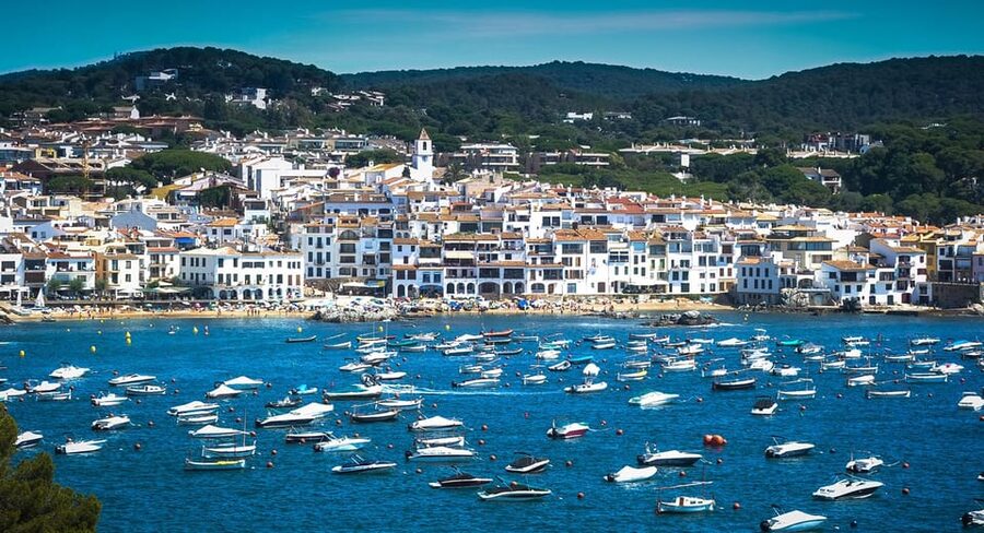 From Barcelona: Girona and Costa Brava Day Tour - Leaving Barcelona for Girona and the Costa Brava by van