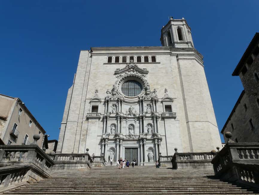 From Barcelona: Girona and Dalí Museum Small-group Day Tour - How the Girona and Figueres day trip really plays out