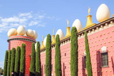 Girona and Dalí Museum Small-group Day Tour