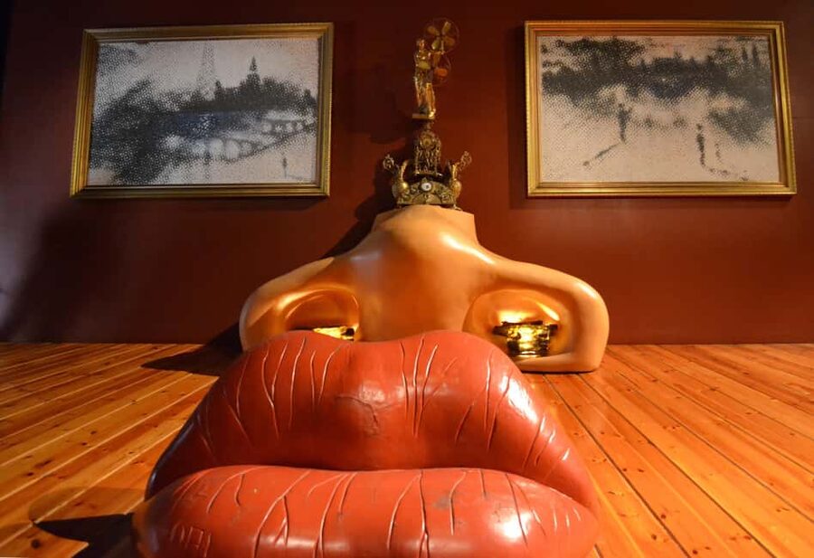 From Barcelona: Girona and Dalí Museum Small-group Day Tour - Who this Girona and Dalí day trip fits best