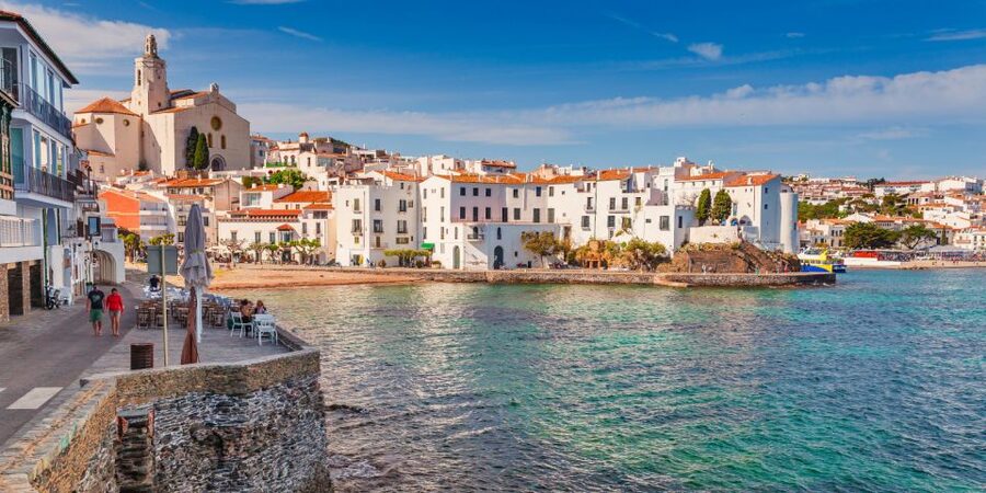 From Barcelona: Girona, Figueres, Dalí Museum, and Cadaqués - Who Should Book This Trip, and Who Might Want Something Else