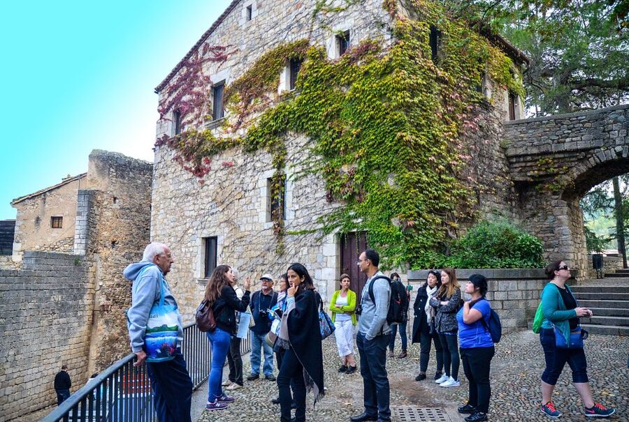 From Barcelona: Girona, Game of Thrones Tour - From Barcelona Nord to Girona on an air-conditioned coach