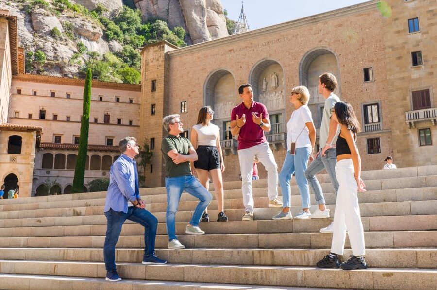 From Barcelona: Half-Day Montserrat Experience - Sant Joan Funicular and Saint Miguel Cross: simple ways to get big views