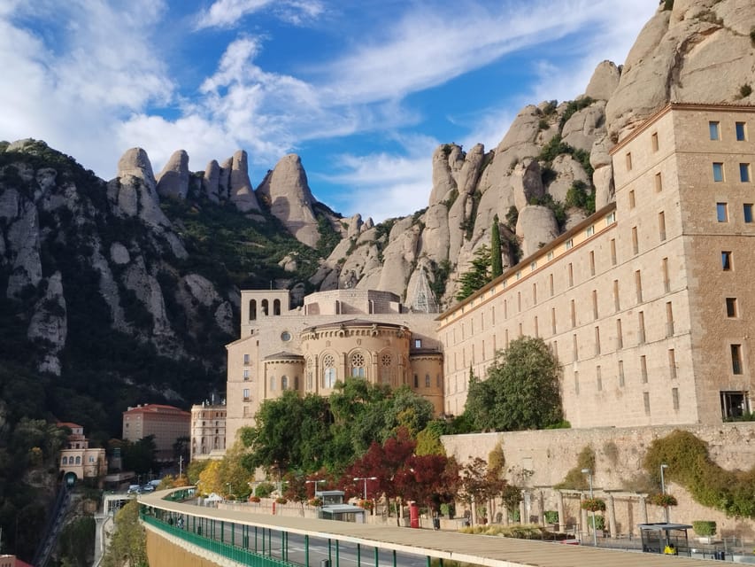 From Barcelona: Montserrat Monastery & Hike with Cable Car - Key things that make this Montserrat tour worth your time