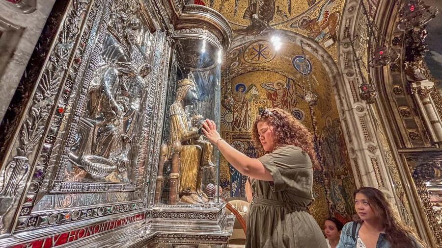 From Barcelona: Montserrat Tour, Rack Railway & Licor Taste - Price and What You Actually Get for About $50