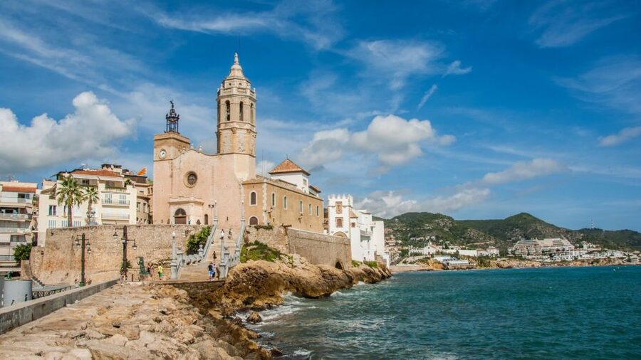 From Barcelona: Tarragona & Sitges Full Day Tour with Pickup - Hotel Pickup That Actually Makes the Day Feel Easy